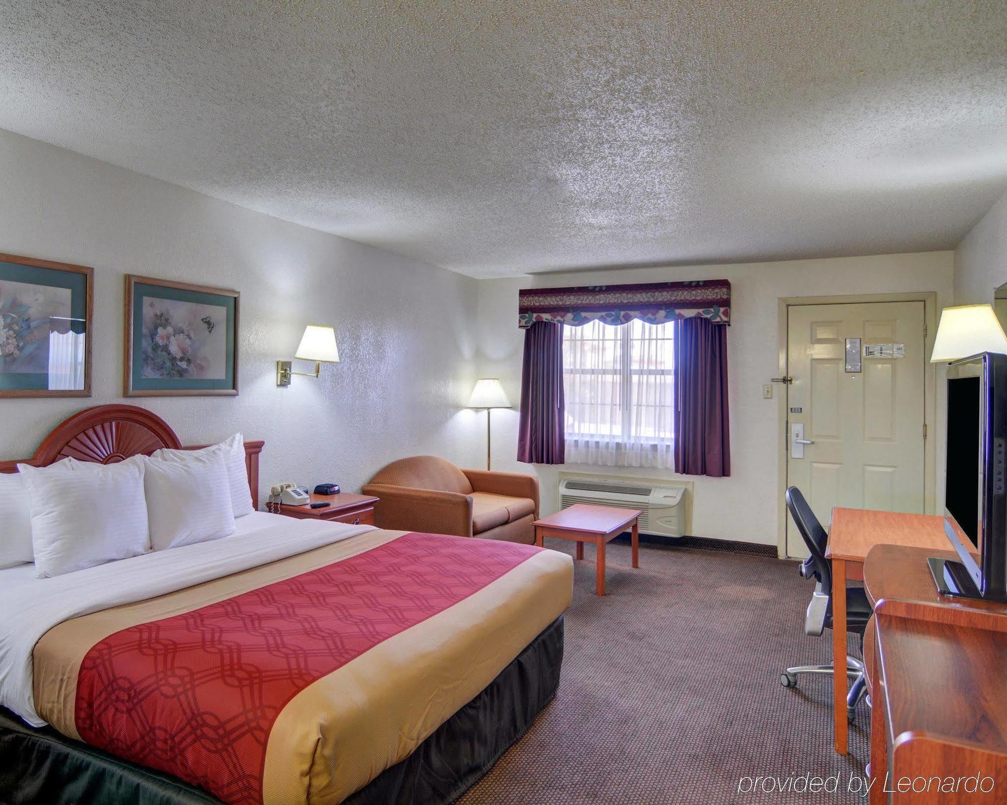 Super 8 By Wyndham Decatur Texas Hotel Exterior foto
